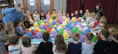 Przedszkolaki z Jedyneczki na spotkaniu z  „Panem Poetą”